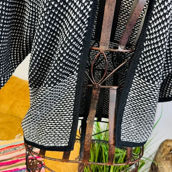 Worthington | Knit Quarter Sleeve Sweater Cardigan | M - Picture 4 of 5